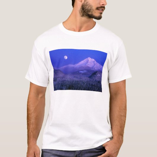 オレゴン州フッド山の冬の月明かり Tシャツ (正面)