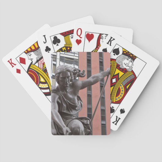 オレゴン州ポートランド·ポートランディアの彫像 トランプ (裏面)