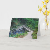 オレゴン州ラトレル滝でのブリッジ カード (黄色い花)