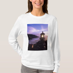 オレゴン州、オレゴン海岸、ヘシータ・ヘッド灯台、オン Tシャツ