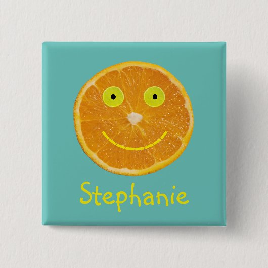 オレンジおもしろい色のフルーツ笑顔顔キッズ名 缶バッジ (正面)