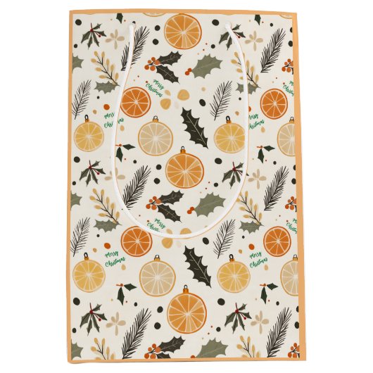 オレンジかわいらしのスライスと松のクリスマス ミディアムペーパーバッグ (正面)