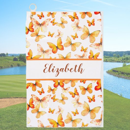 オレンジかわいらし色の蝶と名前をカスタムする ゴルフタオル