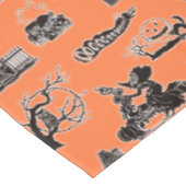 オレンジとブラックのヴィンテージハロウィーンパターン テーブルクロス (アングル)