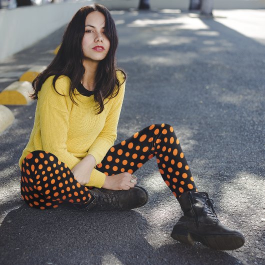 オレンジとブラックの水玉模様パターンハロウィーン レギンス