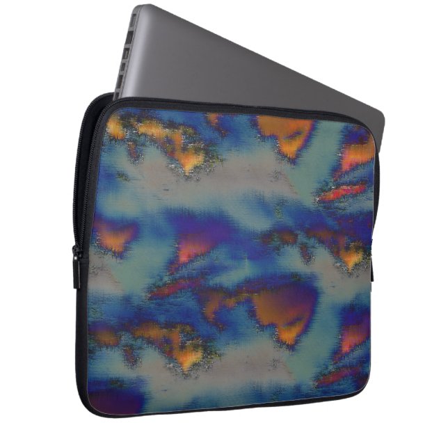 オレンジとブルーのステンドグラスとスクラッチ効果のミックス ラップトップスリーブ (正面右)