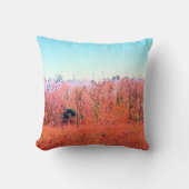 オレンジとブルーのスワンピーの森イラストレーション クッション (正面)