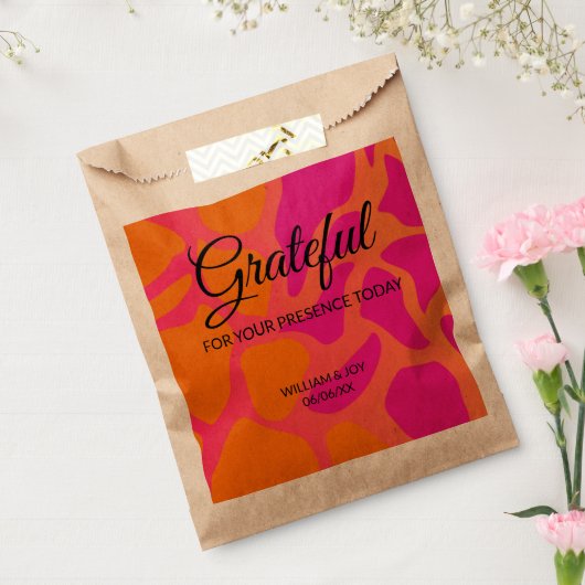 オレンジとホットピンクのグラデーション 感謝を込めて フェイバーバッグ (封をした状態)
