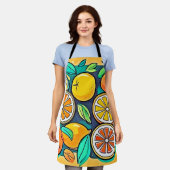 オレンジとレモンの柑橘類パターン エプロン (着用した状態)