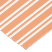 オレンジと白のストライプ テーブルクロス (アングル)