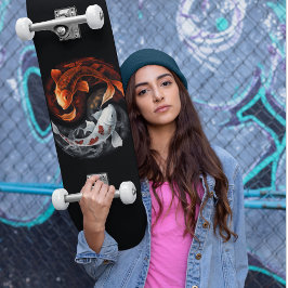 オレンジと白のラッキーフィッシュコイ日本美術 スケートボード