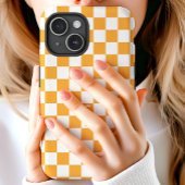 オレンジと白の市松模様のモノグラム Case-Mate iPhoneケース