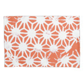 オレンジと白の幾何学的パターン 枕カバー (正面)