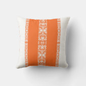 オレンジと白ストライプの クッション (裏面)