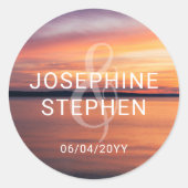 オレンジと紫の夕日のカップルの名結婚前 ラウンドシール (正面)