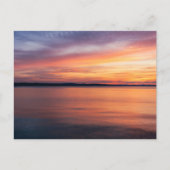 オレンジと紫の夕焼けの風景の写真 ポストカード (正面)