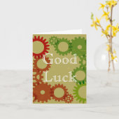 オレンジと赤のギアの背景、GoodLuck カード (黄色い花)