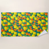 オレンジと黄色のチューリップ畑 ビーチタオル (正面)