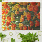 オレンジと黄色のチューリップ キッチンタオル (折り畳み)