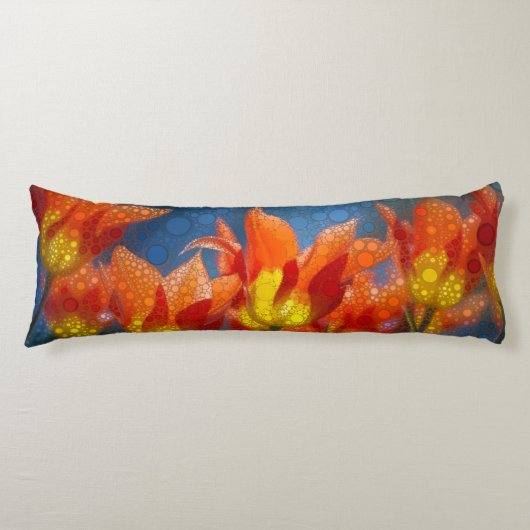 オレンジと黄色のチューリップ ボディピロー (正面)