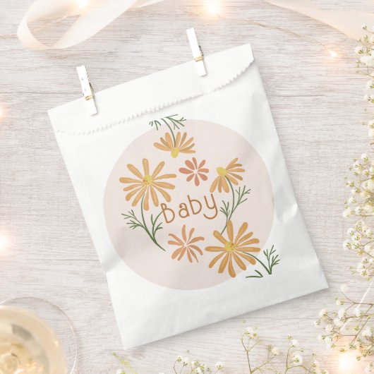 オレンジと黄色のデイジー赤ちゃんシャワー フェイバーバッグ (クリップ留めされた状態)