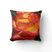 オレンジと黄色のバラ