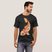 オレンジと黄色の泳ぐ鯉 Tシャツ (正面フル)