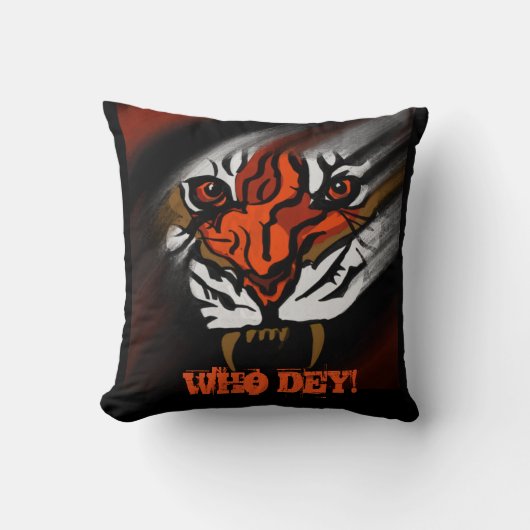 オレンジと黒のストライプ クッション (正面)