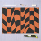 オレンジと黒の反ったチェッカーボード 薄葉紙 (クラフト)