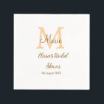 オレンジのイニシャル名入りモダンシンプルな結婚前お祝い スタンダードカクテルナプキン<br><div class="desc">美しいデザイン</div>