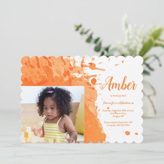 オレンジのスプラッシュフォト誕生日 招待状 (スタンド正面)