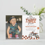 オレンジのダートバイクボーイをキャッチできない3回目の誕生日 招待状 (スタンド正面)