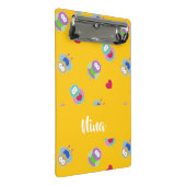 オレンジのハート付きフクロウ ミニクリップボード (アングル)