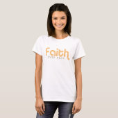 オレンジのフラワーパターン Faith Over Fear Tシャツ (正面フル)