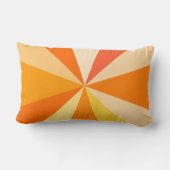 オレンジのポップアートのモダン60sファンキーで幾何学的な光線 ランバークッション (裏面)