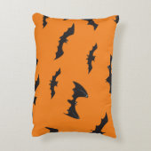 オレンジの不気味なこうもり アクセントクッション (裏面(縦))