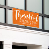 オレンジの先生に感謝 横断幕 (ビルの外側)