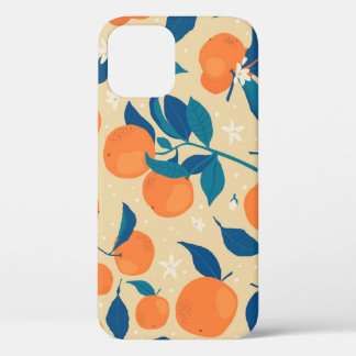 オレンジの枝：ベージュの背景パターン iPhone 12ケース