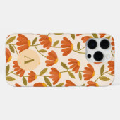 オレンジの花模様のモノグラム文字 iPhoneケース (裏面横)