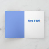 オレンジの虎猫がボール(糸)の誕生日カードを持つ カード (内部)