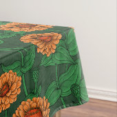 オレンジの《植物》百日草の花葉、濃い緑の緑の テーブルクロス (インサイチュ)