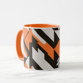 オレンジはっきりした色と黒の幾何学的デザイン マグカップ (正面左)