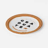 オレンジはっきりした色の院号燃え ペーパープレート (アングル)