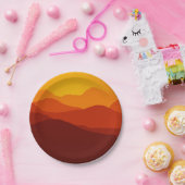 オレンジは山のシルエット上の日没にある調子を与えます ペーパープレート (パーティー)