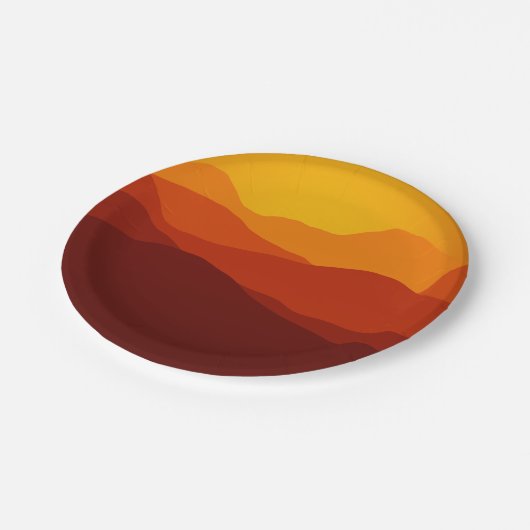 オレンジは山のシルエット上の日没にある調子を与えます ペーパープレート (アングル)