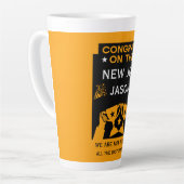 オレンジは新しい仕事を祝う カフェラテマグ (左アングル)