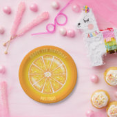 オレンジまたはマンダリンシトラスフルーツと文字誕生日 ペーパープレート (パーティー)