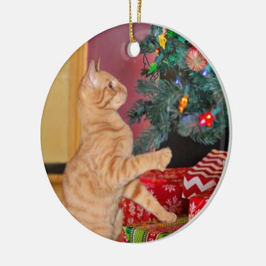 オレンジよくはしゃぐ虎猫クリスマス セラミックオーナメント (左)