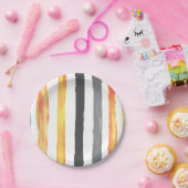 オレンジイエローとブラックウォーターカラーストライププレート ペーパープレート (パーティー)