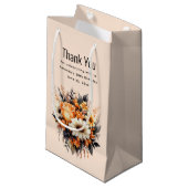 オレンジイエローグレーフラワーブーケありがとう スモールペーパーバッグ (正面アングル)